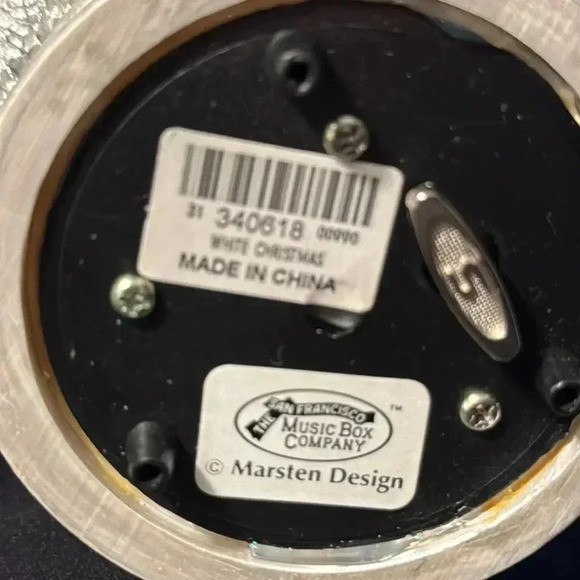 Vintage Old World Santa Music Box from San Francisco Music Box Company - Picture 11 of 12